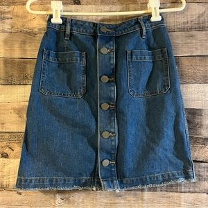 LOFT Women’s Denim Button Mini Skirt Size 0